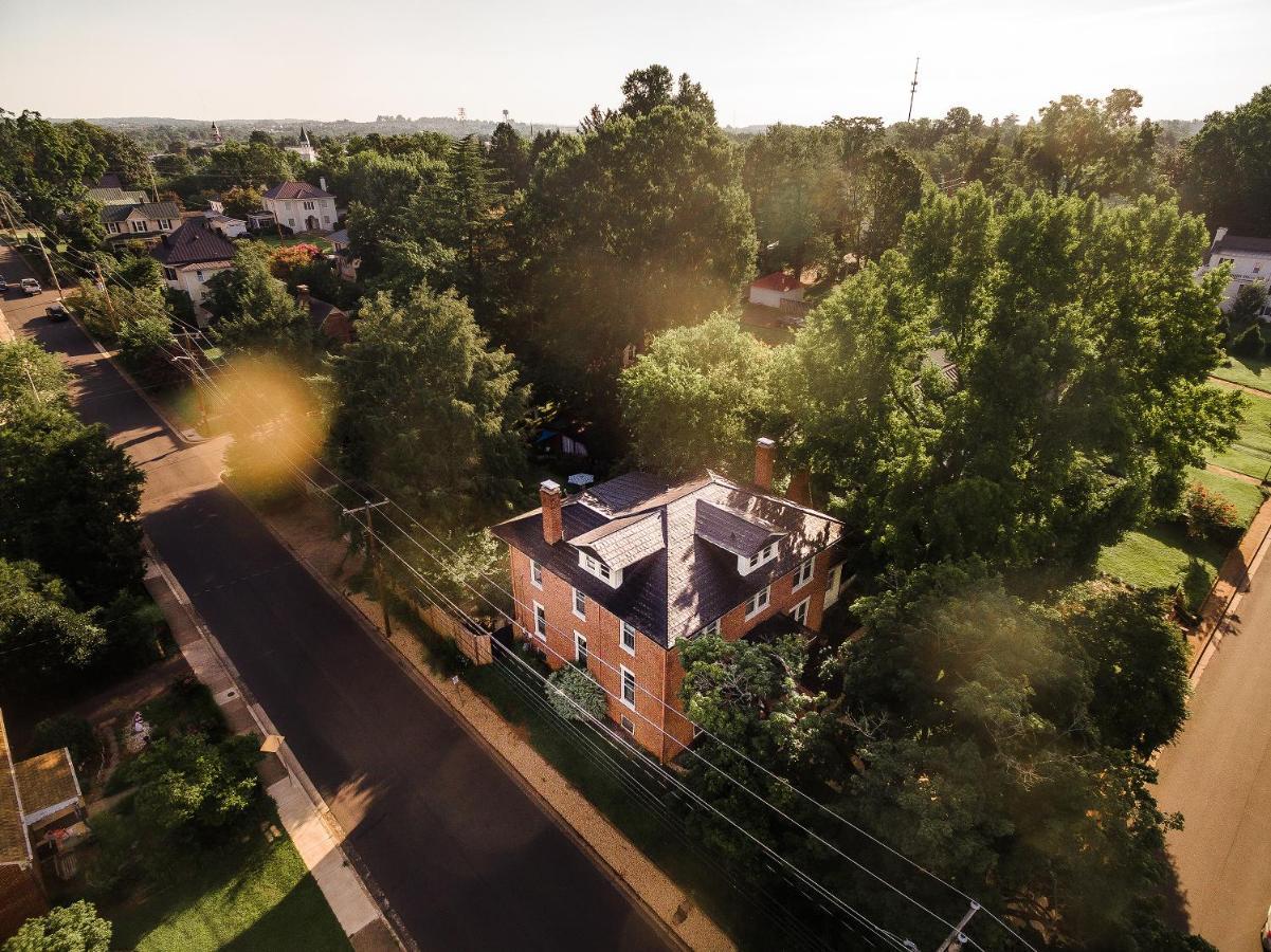 Hotel West Park Gardens Culpeper Exterior foto